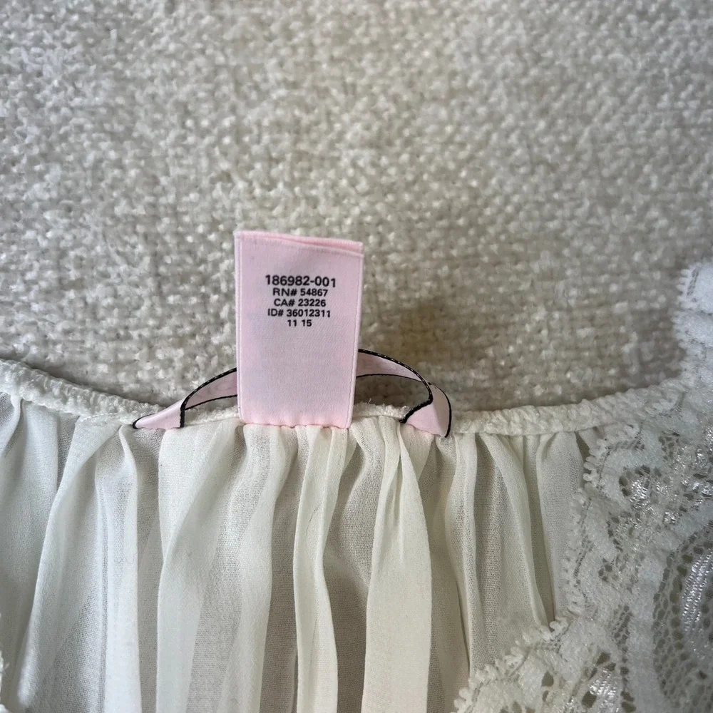 Victoria's Secret White Lace Babydoll Lingerie Chemise Bow Accent Size Large